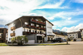 Hotel Alpenland Wattens